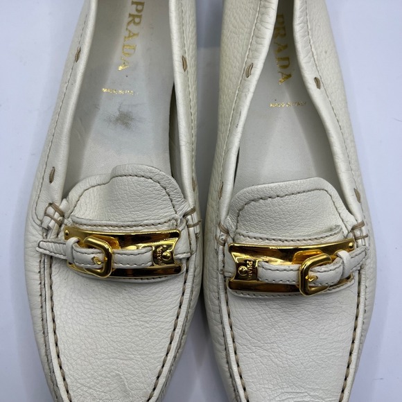 Prada‎ White Leather Gold Buckle Driving Moccasins Loafers Women's Size 37 - Picture 2 of 5